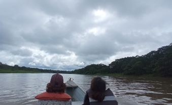 Hostal Buho Amazonas Tours
