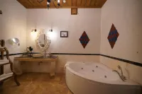 Mira Cappadocia Hotel - Kylpyammeita
