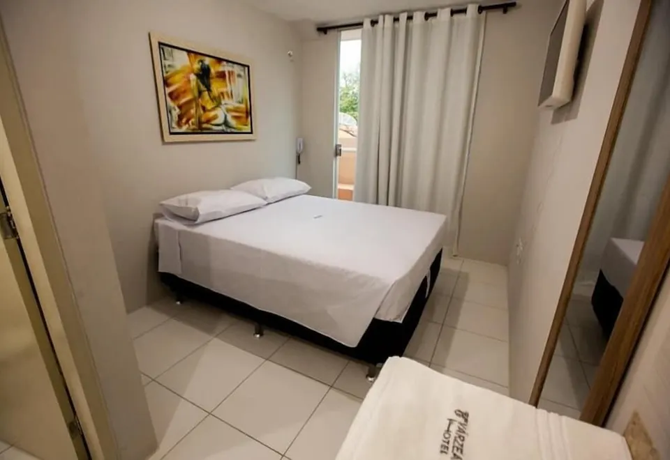 Derby Hotel - Housity