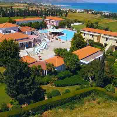 Akamanthea Holiday Village Hotel Exterior