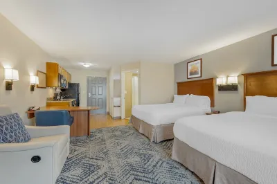 Candlewood Suites Indianapolis East Hotels in der Nähe von Crossroads Bible College