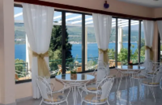 Anthemis Hotel Apartments