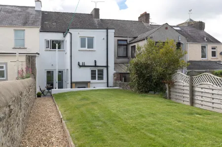 Falcon House Отели в г. Пемброк-док