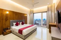Gaurison Hotel & Resorts - balcony