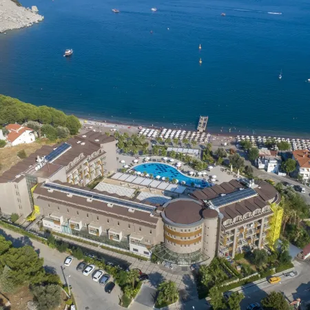Turunc Premium Hotel