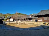 Cheongbaek Hanok Pension