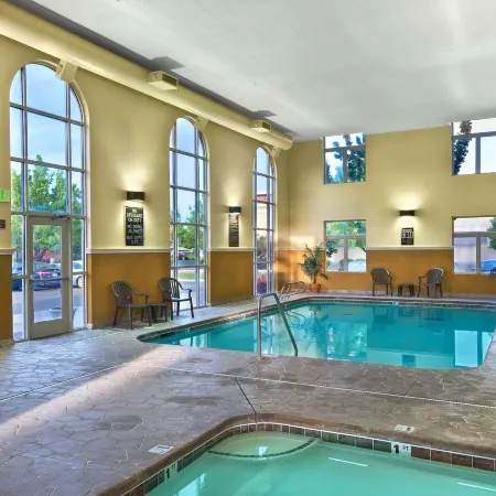 Oxford Suites Boise