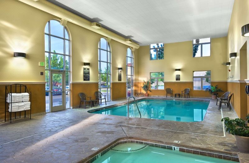 Oxford Suites Boise photo 2