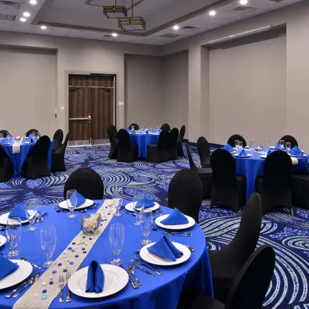 DoubleTree by Hilton Corpus Christi Beachfront