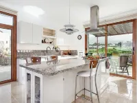 Luxurious Villa with Breathtaking Seaview Hotel di Tatlısu