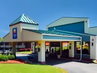 Comfort Inn Conference Center Hotels near Clayton