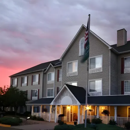 Country Inn & Suites by Radisson, Davenport - Quad Cities