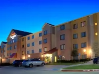 TownePlace Suites Dallas Lewisville - parking