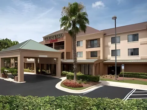 代託納比奇高速公路-機場萬豪萬怡酒店