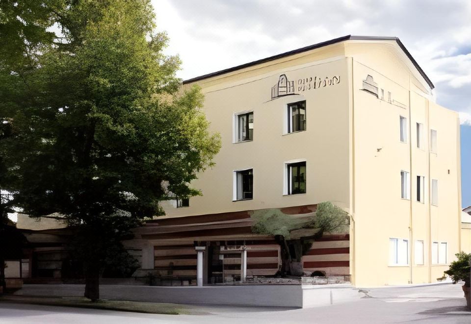 hotel overview picture
