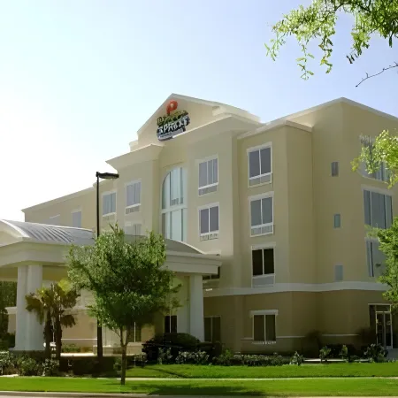 Holiday Inn Express & Suites GEORGETOWN by IHG