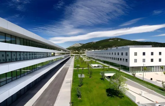 土倫聖穆塞智選假日酒店