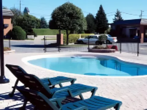 Ramada by Wyndham Laval Hotels in Laval