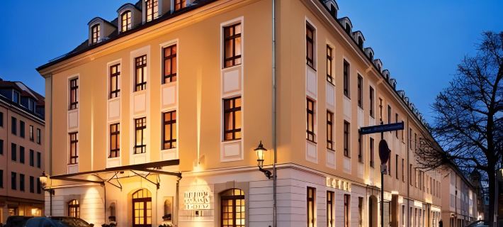 Relais & Châteaux Bülow Palais Hotele w: Drezno