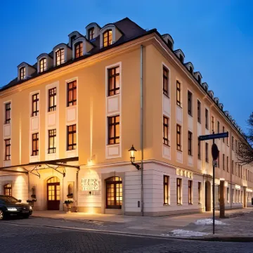 Relais & Châteaux Bülow Palais Hotels near Innere Neustadt