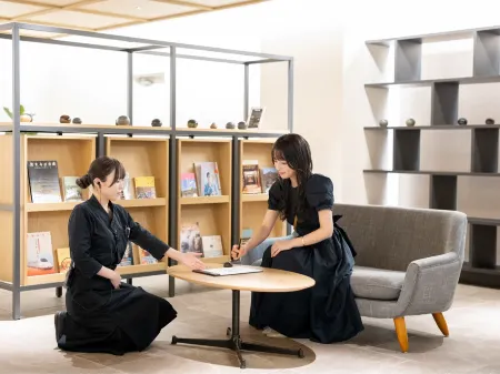 Ondhotel Отели рядом со станцией JR Takahashi station