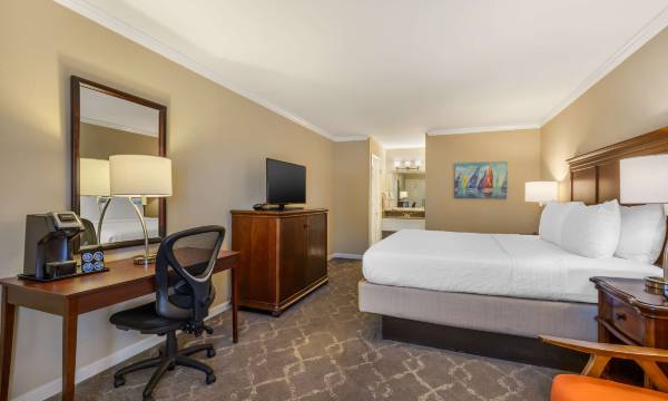 Best Western Plus Santee Inn