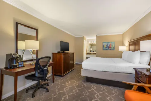 Best Western Plus Santee Inn