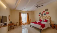 Hotel SRM Grandeurs Hotels in Tada