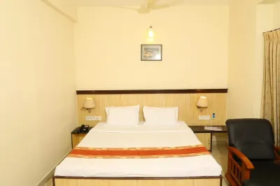 Hotel Shrie Shaanth Hotels near GCE Cricket and atheletic playground