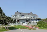 Cape Arundel Inn and Resort - 3-Star