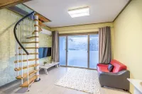 Gokseong Wild Flower Pension Hoteles en Gokseong-gun