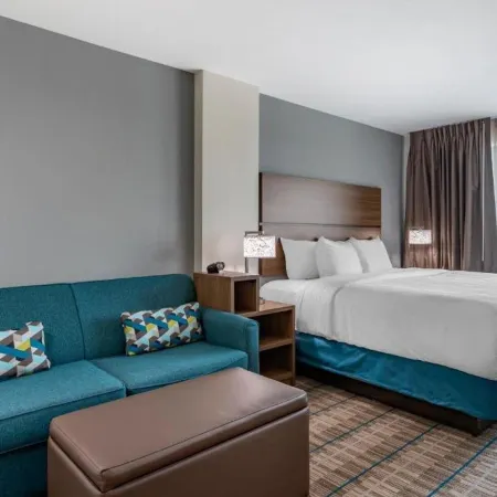 MainStay Suites Waukee-West des Moines