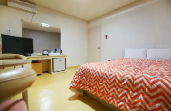 野山加魯希爾汽車旅館