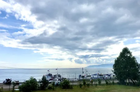 Parus Отели рядом с достопримечательностью «Три измерения»