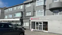 Magnuson Hotel Sandy Lodge Newquay فنادق في نيوكواي