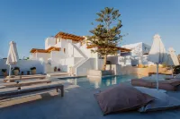 Oliving Mykonos Luxury Suites Hotels in Klouvas