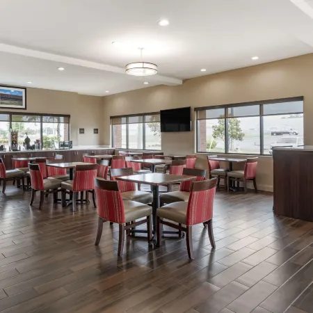 Comfort Suites Pell City Near Logan Martin Lake