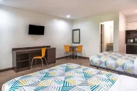 Motel 6 Livingston, TX