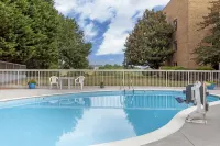 Comfort Suites Inn at Ridgewood Farm Hotel di Cave Spring