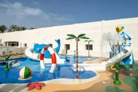 Mediterranean Palace - Strand