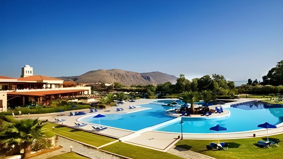 Pilot Beach Resort