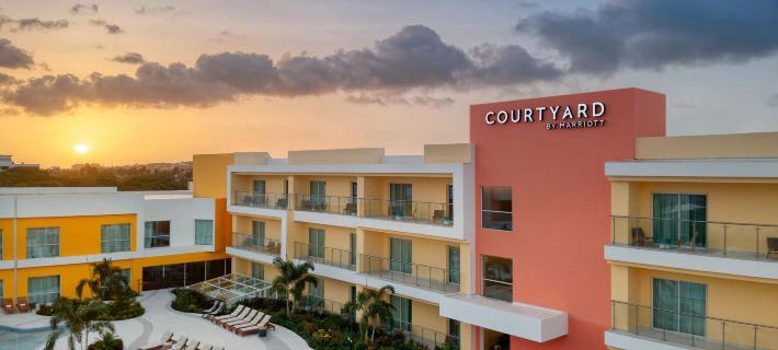 Courtyard Curacao Hotels in Willemstad