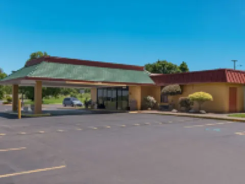 Econo Lodge Hotels in High Point