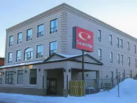 Woodstock Inn and Suites