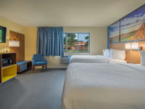 滑鐵盧温德姆戴斯套房酒店 滑鐵盧酒店