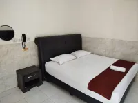 Hotel Arowana Hotels in Kaliwates