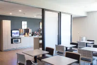 Microtel Inn & Suites by Wyndham Springville/Provo - breakfast