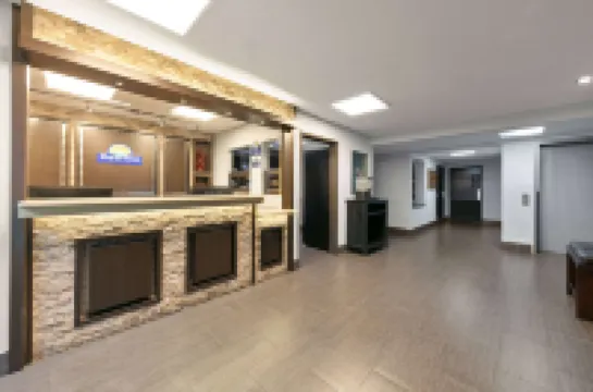 เดย์สอินน์ บายวินด์แฮม ฟอร์ตสมิธ โรงแรมในฟอร์ตสมิธ