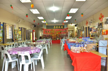 Yee Tai Cafe & Inn Отели рядом с достопримечательностью «Sungai Lembing Mines»
