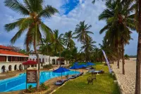 Jacaranda Indian Ocean Beach Resort - Pools